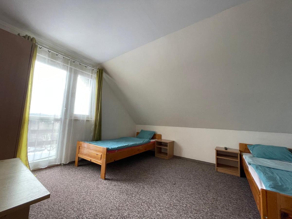 Bieszczadzki Hals - Dom Z 6 Sypialniami Villa Polańczyk Exteriör bild